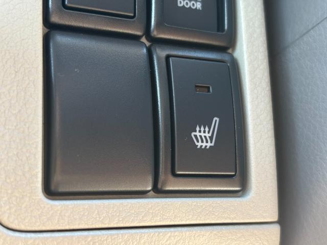 タウンボックス Ｇ　ハイルーフ・エブリィワゴンＯＥＭ・パートタイム４ＷＤ・ＣＶＴターボ・届出済未使用車・左側電動スライド・ルーフコンソール・衝突被害軽減ブレーキ・シートヒーター・リアヒーター・ＬＥＤヘッドライト・フォグ（18枚目）