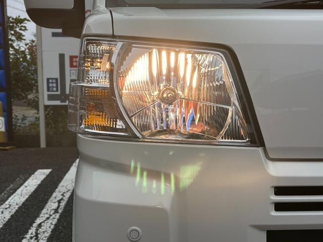 ハイゼットカーゴ クルーズ　パートタイム４ＷＤ・５ＭＴ・届出済未使用車・スマートアシスト・パワーウインドウ（前）・電動格納ミラー・キーレス・オートライト・フルフラット・シガーソケット（31枚目）