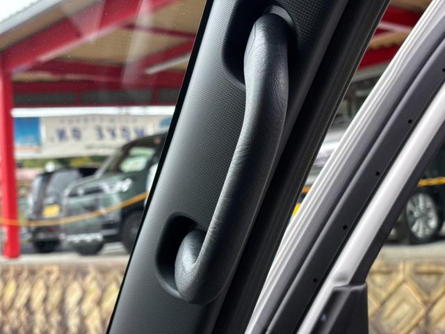 ハイゼットカーゴ クルーズ　パートタイム４ＷＤ・５ＭＴ・届出済未使用車・スマートアシスト・パワーウインドウ（前）・電動格納ミラー・キーレス・オートライト・フルフラット・シガーソケット（45枚目）