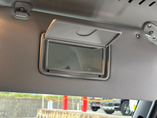 ハイゼットカーゴ クルーズ　パートタイム４ＷＤ・５ＭＴ・届出済未使用車・スマートアシスト・パワーウインドウ（前）・電動格納ミラー・キーレス・オートライト・フルフラット・シガーソケット（51枚目）