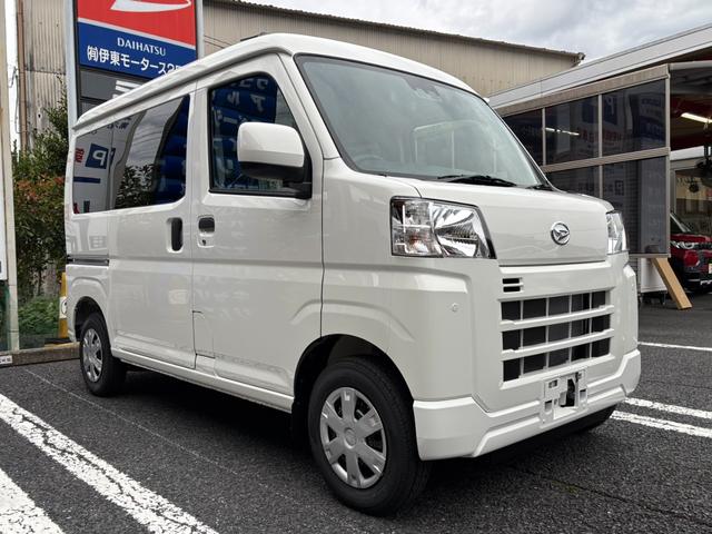 ハイゼットカーゴ クルーズ　パートタイム４ＷＤ・５ＭＴ・届出済未使用車・スマートアシスト・パワーウインドウ（前）・電動格納ミラー・キーレス・オートライト・フルフラット・シガーソケット（70枚目）