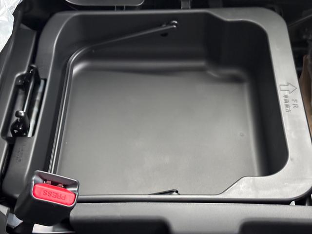 ハスラー ハイブリッドＸ　４ＷＤ・届出済未使用車・ＳＵＶ・ＵＳＢソケット・ハイブリッド・プッシュスタート・スマートキー・アダプティブクルーズコントロール・ＬＥＤヘッド・フォグ・シートヒーター・衝突被害軽減・フルフラットシート（43枚目）