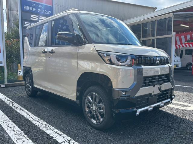 デリカミニ T プレミアム リミテッドエディション 4WD・届出済未使用車・ターボ・両側電動・マイパイロット・マルチアラウンドモニター・ハンドルヒーター・シートヒーター・ハイブリッド・キーフリー・LEDヘッド・サーキュレーター・シートバックテーブル(11枚目)