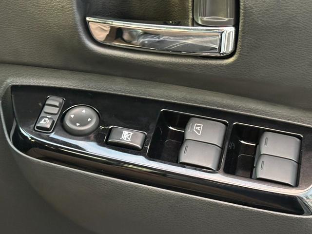 デリカミニ T プレミアム リミテッドエディション 4WD・届出済未使用車・ターボ・両側電動・マイパイロット・マルチアラウンドモニター・ハンドルヒーター・シートヒーター・ハイブリッド・キーフリー・LEDヘッド・サーキュレーター・シートバックテーブル(61枚目)