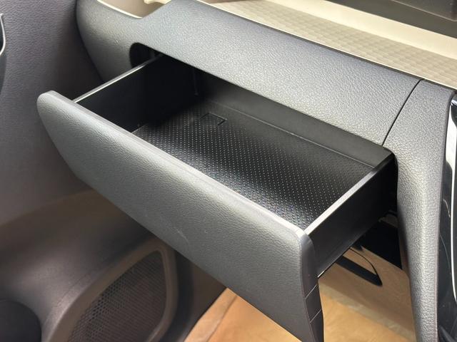 デリカミニ G プレミアム 4WD・届出済未使用車・両側パワースライド・マイパイロット・スマートキー・LEDヘッド・フォグ・シートヒーター・デジタルルームミラー・衝突被害軽減ブレーキ・サーキュレーター・シートバックテーブル(51枚目)