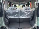 フラット、かつ分割シートなのでシートアレンジも多彩!!買い物の荷物〜レジャーグッズまで多く積み込めます♪
