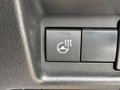 ステアリングヒーターまでついてます！ 6