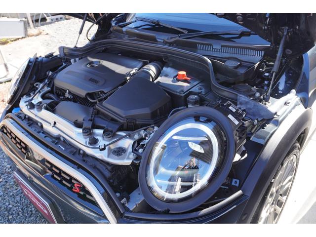ＭＩＮＩ クーパーＳ　フェイバリット・トリム　ハーマンカードン　電動フロントシート　インテリアカメラ　プライバシーガラス（27枚目）