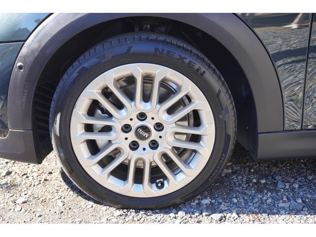 ＭＩＮＩ クーパーＳ　フェイバリット・トリム　ハーマンカードン　電動フロントシート　インテリアカメラ　プライバシーガラス（31枚目）