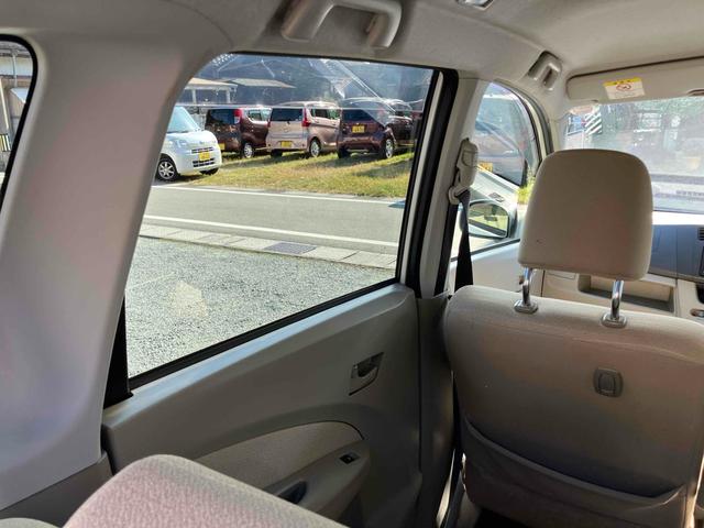 ムーヴ Ｌ　スマートセレクションＳＡ　ＥＴＣ　ＴＶ　衝突被害軽減システム　キーレスエントリー　アイドリングストップ　電動格納ミラー　ベンチシート　ＣＶＴ　ＡＢＳ　ＥＳＣ　ＣＤ　衝突安全ボディ　エアコン　パワーステアリング　パワーウィンドウ（31枚目）