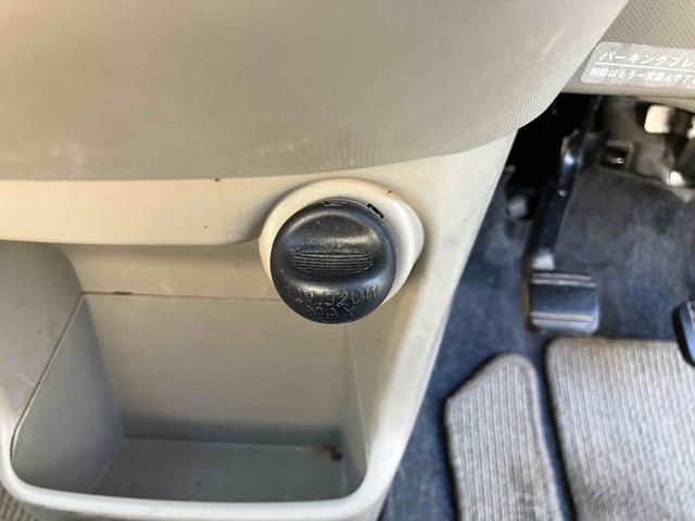 ムーヴ Ｌ　スマートセレクションＳＡ　ＥＴＣ　ＴＶ　衝突被害軽減システム　キーレスエントリー　アイドリングストップ　電動格納ミラー　ベンチシート　ＣＶＴ　ＡＢＳ　ＥＳＣ　ＣＤ　衝突安全ボディ　エアコン　パワーステアリング　パワーウィンドウ（45枚目）