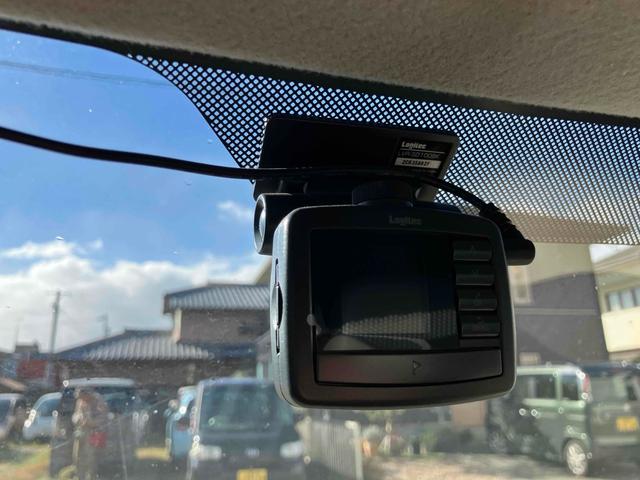 �h���C�u���R�[�_�[�����Ă��܂��I�������̂��N�����Ă��܂�����B����Ȏ��ɐS���������ɂȂ�̂��A�^�]�̋L�^���f���Ɖ��ŋL�^����h���C�u���R�[�_�[�ł��B