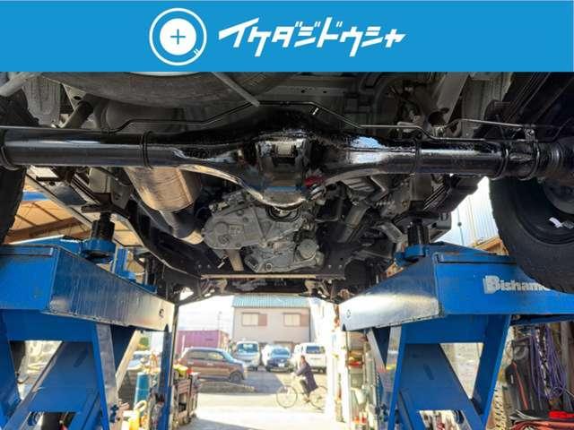 ハイゼットトラック ハイルーフ 禁煙車 5速MT4WD 新品エクストリームJアルミ 新品TOYOオープンカントリータイヤ 社外ナビTV バックカメラ ETC ラプター塗装(7枚目)