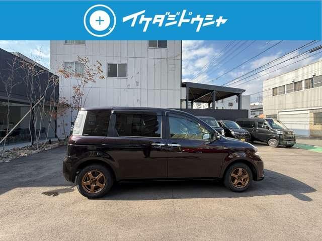 シエンタ ＤＩＣＥ－Ｇ　ワンオーナー　禁煙車　社外新品アルミタイヤ　コムテック前後ドライブレコーダー　下取り車両　純正ナビフルセグＴＶ　バックカメラ　Ｂｌｕｅｔｏｏｔｈ　ＥＴＣ　キーレス　両側スライドドア（15枚目）