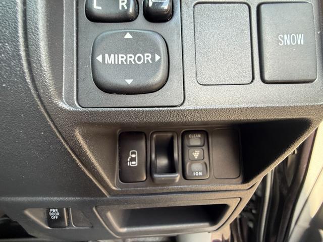 シエンタ ＤＩＣＥ－Ｇ　ワンオーナー　禁煙車　社外新品アルミタイヤ　コムテック前後ドライブレコーダー　下取り車両　純正ナビフルセグＴＶ　バックカメラ　Ｂｌｕｅｔｏｏｔｈ　ＥＴＣ　キーレス　両側スライドドア（29枚目）