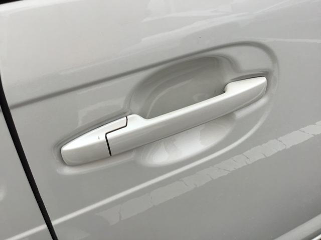 Ｎ－ＢＯＸ Ｇ・Ｌパッケージ　車検整備付　Ｂｌｕｅｔｏｏｔｈ対応フルセグナビ　片側パワースライドドア　オートエアコン　アイドリングストップ　純正アルミホイール（17枚目）