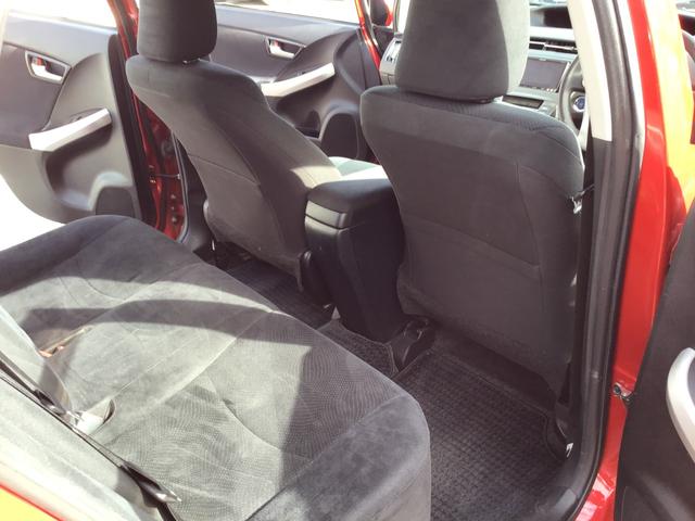 プリウス S 車検整備付 Bluetoothフルセグナビ バックカメラ フロントドライブレコーダー 純正コーナーセンサー ETC オートエアコン スマートキー・スペアキー付き(26枚目)