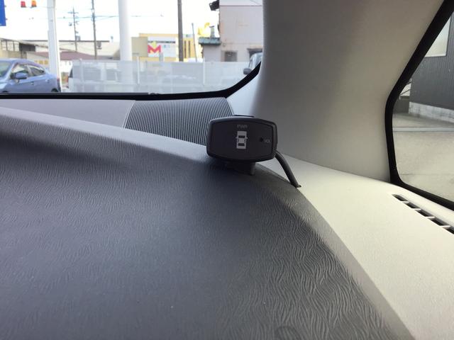 プリウス S 車検整備付 Bluetoothフルセグナビ バックカメラ フロントドライブレコーダー 純正コーナーセンサー ETC オートエアコン スマートキー・スペアキー付き(35枚目)