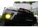 ＳＳＲ－Ｘリミテッド　ＮＥＷドレスアップカー！５インチリフトアップ　Ｎ－ＦＡＢサイドステップ　インナーブラックヘッド　グリルマーカー　ＢＦ　Ｇｏｏｄ　ｒｉｃｈブロックタイヤ　ＤｅａｔｈＲｏｃｋ１７インチ・黒革調・後期（39枚目）