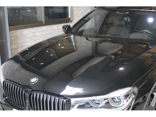 ７シリーズ ７５０Ｌｉ　Ｍスポーツ　左ハンドル　ＢＣ　ＦＯＲＧＥＤ　２１インチアルミ　ローダウン　フロント・サイド・リア・ルーフ・トランクスポイラー　パノラマガラスサンルーフ　レーザーライト　リアエンターテインメント　リモートパーキング（17枚目）