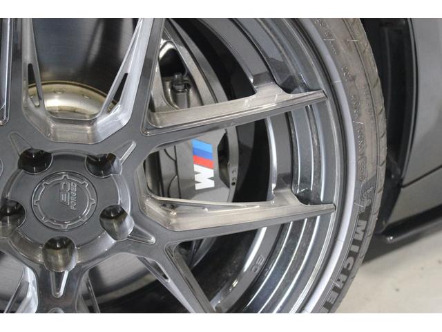 ７シリーズ ７５０Ｌｉ　Ｍスポーツ　左ハンドル　ＢＣ　ＦＯＲＧＥＤ　２１インチアルミ　ローダウン　フロント・サイド・リア・ルーフ・トランクスポイラー　パノラマガラスサンルーフ　レーザーライト　リアエンターテインメント　リモートパーキング（21枚目）