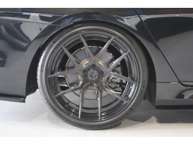 ７シリーズ ７５０Ｌｉ　Ｍスポーツ　左ハンドル　ＢＣ　ＦＯＲＧＥＤ　２１インチアルミ　ローダウン　フロント・サイド・リア・ルーフ・トランクスポイラー　パノラマガラスサンルーフ　レーザーライト　リアエンターテインメント　リモートパーキング（35枚目）