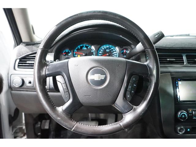 シボレーアバランチ ＬＳ　純正２０ＡＷ　カープレイナビ　黒革シート　フロントバンパーメッシュ　フロントベンチシート　キーレス（18枚目）