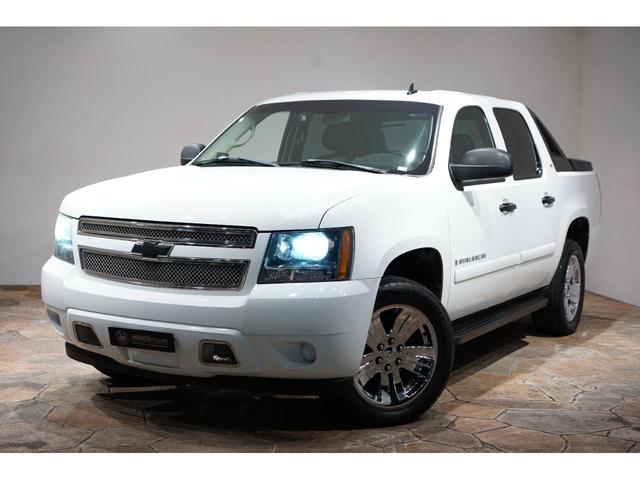 シボレーアバランチ ＬＳ　純正２０ＡＷ　カープレイナビ　黒革シート　フロントバンパーメッシュ　フロントベンチシート　キーレス（32枚目）