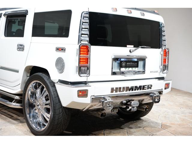 三井物産D車 LUXXX ALLOYS26AW グリルガード Borlaマフラー F/Rメッキフック LEDヘッド テールガード 社外LEDテール バイザーモニター ヘッドレスモニター ウッド調パネル カロッツェリアSDナビ LEDコーナー(31枚目)