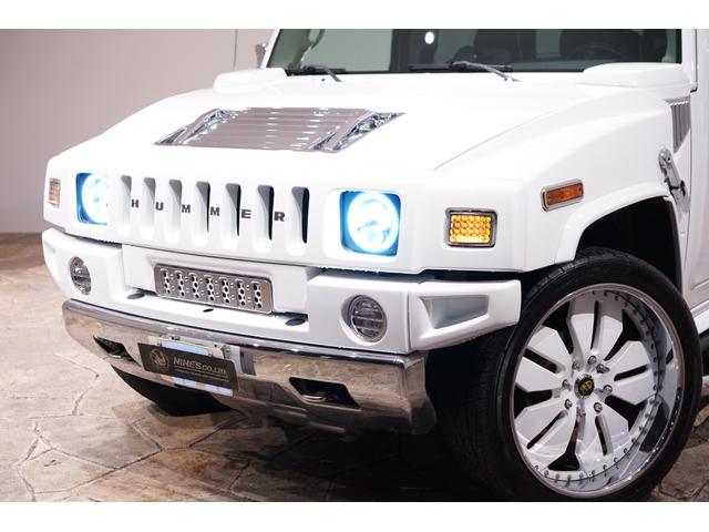 ハマーＨ２ ラグジュアリーパッケージ　ホワイトスタイリング　社外２４ＡＷ　サンルーフ　内装張替え　黒革シート　ＬＥＤテール　社外マフラー　社外ビッグナビインストール（29枚目）