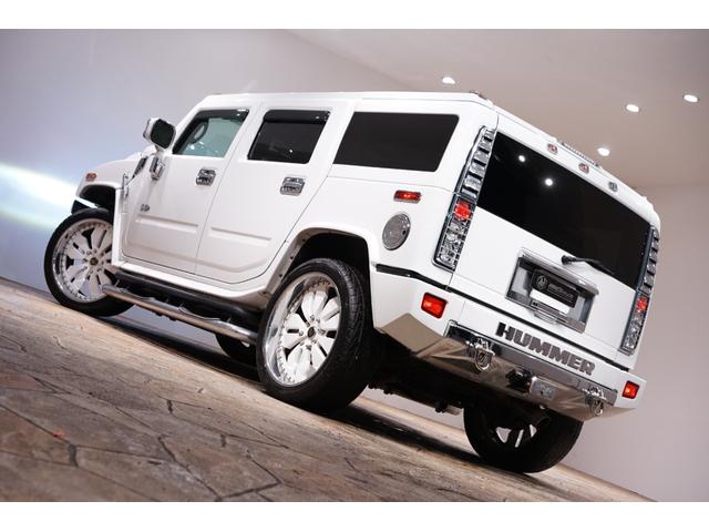 ハマーＨ２ ラグジュアリーパッケージ　ホワイトスタイリング　社外２４ＡＷ　サンルーフ　内装張替え　黒革シート　ＬＥＤテール　社外マフラー　社外ビッグナビインストール（38枚目）