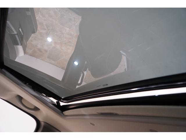 ハマーＨ２ ラグジュアリーパッケージ　ホワイトスタイリング　社外２４ＡＷ　サンルーフ　内装張替え　黒革シート　ＬＥＤテール　社外マフラー　社外ビッグナビインストール（50枚目）