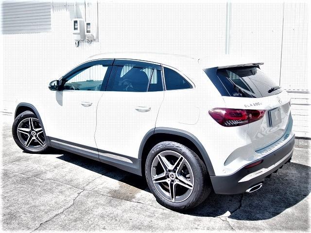 ＧＬＡクラス ＧＬＡ２００ｄ　４Ｍ　　ＡＭＧレザエクスクルーシブＰ　アドバンスＰＫＧ　レーダーセーフティーＰＫＧ　１オーナー　アドバンスサウンドシステム　純正ナビ　地デジ　全方位カメ　ＥＴＣ　前後ドラレコ　ワイヤレス充電　ＨＵＤ　本革シート　電動シート　シートヒーター（9枚目）