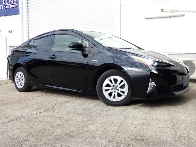 プリウス Ｓセーフティプラス　カロッツェリア９インチナビ　地デジＴＶ　Ｂモニター　ＥＴＣ　障害物センサー　レーダークルーズ　セーフティセンス　ＬＥＤフォグ＆ヘッドライト（3枚目）