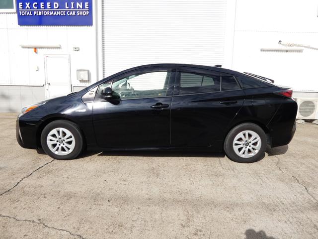 プリウス Ｓセーフティプラス　カロッツェリア９インチナビ　地デジＴＶ　Ｂモニター　ＥＴＣ　障害物センサー　レーダークルーズ　セーフティセンス　ＬＥＤフォグ＆ヘッドライト（6枚目）