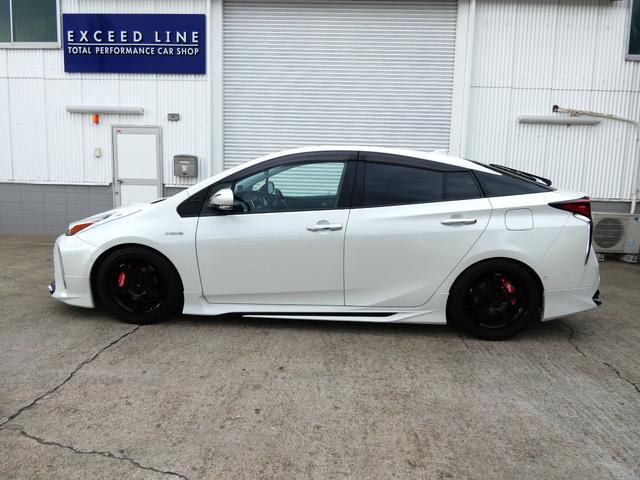 プリウス Aプレミアム アルパイン12型フローティングナビ モデリスタエアロ ADVAN18AW S-Rダウンサス 本革 レーダー探知機 シートヒーター&ベンチレーション 地デジ Bモニ ETC ドライブサポートイルミ(6枚目)