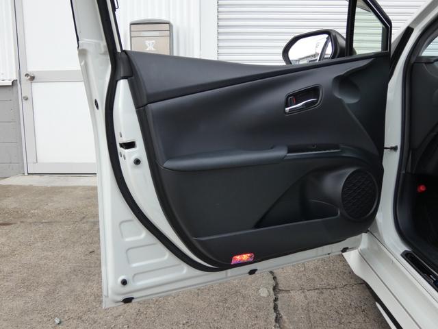 プリウス Aプレミアム アルパイン12型フローティングナビ モデリスタエアロ ADVAN18AW S-Rダウンサス 本革 レーダー探知機 シートヒーター&ベンチレーション 地デジ Bモニ ETC ドライブサポートイルミ(23枚目)