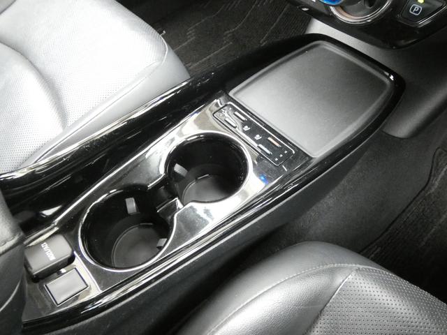 プリウス Aプレミアム アルパイン12型フローティングナビ モデリスタエアロ ADVAN18AW S-Rダウンサス 本革 レーダー探知機 シートヒーター&ベンチレーション 地デジ Bモニ ETC ドライブサポートイルミ(28枚目)