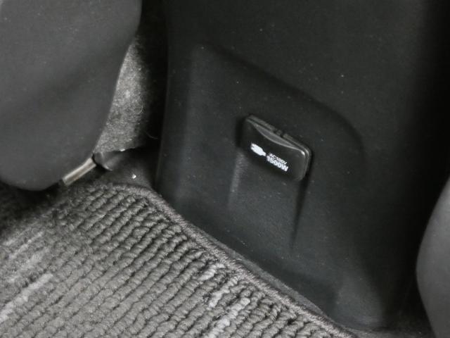 プリウス Aプレミアム アルパイン12型フローティングナビ モデリスタエアロ ADVAN18AW S-Rダウンサス 本革 レーダー探知機 シートヒーター&ベンチレーション 地デジ Bモニ ETC ドライブサポートイルミ(34枚目)