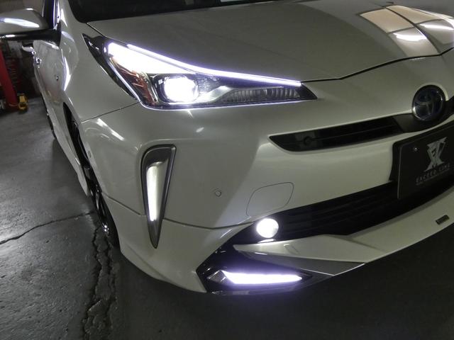 プリウス Aプレミアム アルパイン12型フローティングナビ モデリスタエアロ ADVAN18AW S-Rダウンサス 本革 レーダー探知機 シートヒーター&ベンチレーション 地デジ Bモニ ETC ドライブサポートイルミ(60枚目)