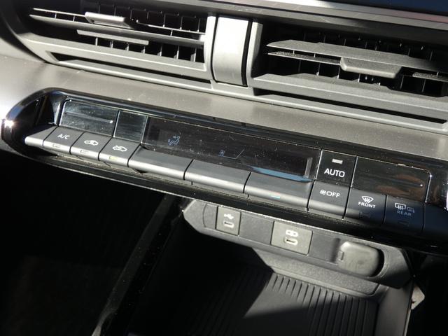 プリウス Ｘ　新品１９ＡＷ＆新品タイヤ　純正ナビ付８インチディスプレイオーディオ　地デジＴＶ　Ｂモニター　ＥＴＣ　前後ドラレコ　ＢＳＭ　障害物センサー　セーフティセンス（23枚目）