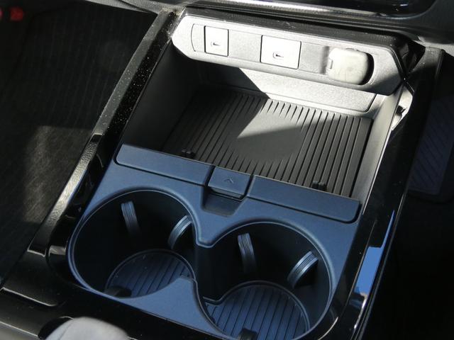 プリウス Ｘ　新品１９ＡＷ＆新品タイヤ　純正ナビ付８インチディスプレイオーディオ　地デジＴＶ　Ｂモニター　ＥＴＣ　前後ドラレコ　ＢＳＭ　障害物センサー　セーフティセンス（25枚目）