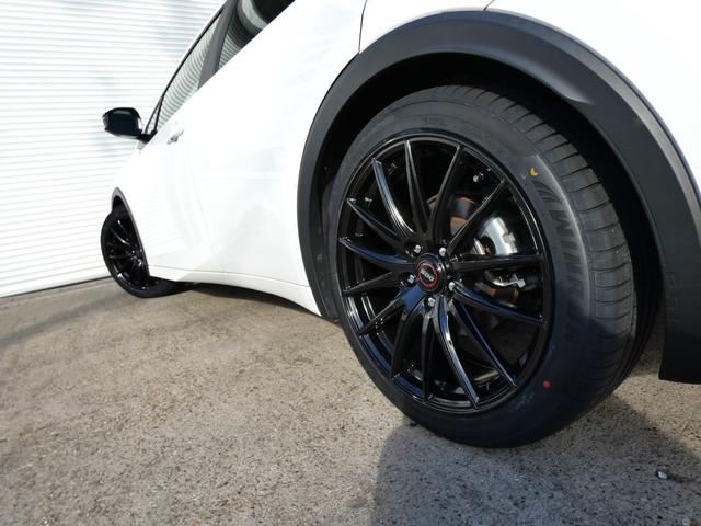 プリウス Ｘ　新品１９ＡＷ＆新品タイヤ　純正ナビ付８インチディスプレイオーディオ　地デジＴＶ　Ｂモニター　ＥＴＣ　前後ドラレコ　ＢＳＭ　障害物センサー　セーフティセンス（43枚目）