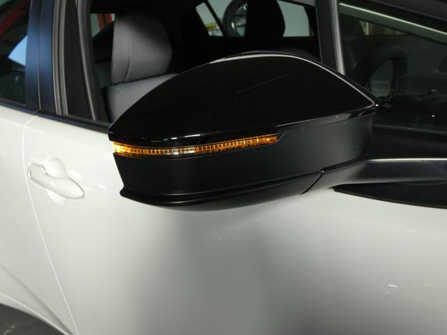 プリウス Ｘ　新品１９ＡＷ＆新品タイヤ　純正ナビ付８インチディスプレイオーディオ　地デジＴＶ　Ｂモニター　ＥＴＣ　前後ドラレコ　ＢＳＭ　障害物センサー　セーフティセンス（56枚目）