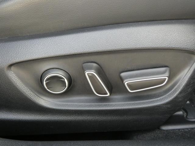 プリウス Ａプレミアム　純正９インチナビ　モデリスタフルエアロ　本革シート　社外１８ＡＷ　電動シート　シートヒーター　地デジ　Ｂモニ　ＥＴＣ　ＢＳＭ　ＨＵＤ　障害物センサー　レーダークルーズ　セーフティセンス（30枚目）