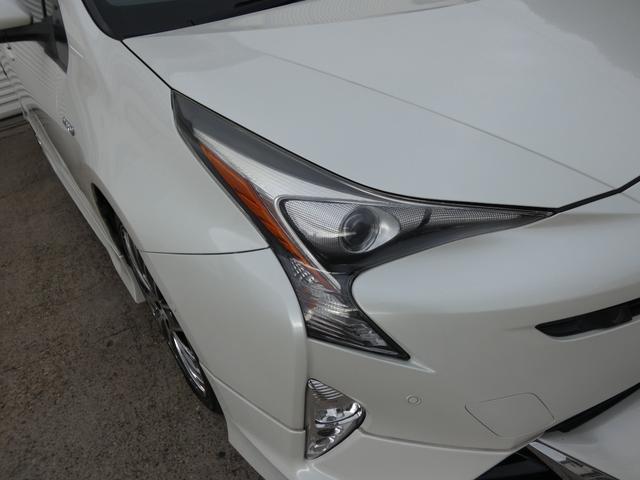 プリウス Ａプレミアム　純正９インチナビ　モデリスタフルエアロ　本革シート　社外１８ＡＷ　電動シート　シートヒーター　地デジ　Ｂモニ　ＥＴＣ　ＢＳＭ　ＨＵＤ　障害物センサー　レーダークルーズ　セーフティセンス（55枚目）