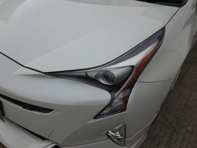 プリウス Ａプレミアム　純正９インチナビ　モデリスタフルエアロ　本革シート　社外１８ＡＷ　電動シート　シートヒーター　地デジ　Ｂモニ　ＥＴＣ　ＢＳＭ　ＨＵＤ　障害物センサー　レーダークルーズ　セーフティセンス（56枚目）