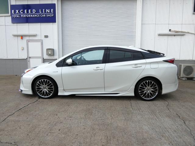 プリウス Ａプレミアム　純正９インチナビ　モデリスタフルエアロ　本革シート　社外１８ＡＷ　電動シート　シートヒーター　地デジ　Ｂモニ　ＥＴＣ　ＢＳＭ　ＨＵＤ　障害物センサー　レーダークルーズ　セーフティセンス（73枚目）