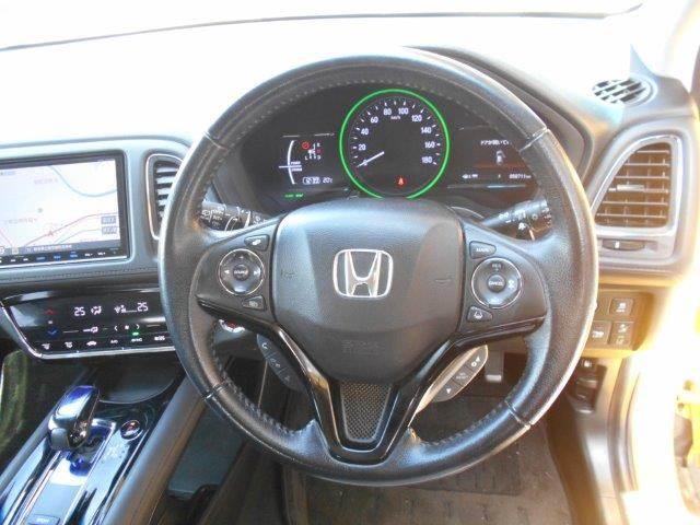 HV X・ホンダセンシングブリリアントスタイルED 純正9インチナビ フルセグTV バックカメラ オートブレーキホールド レーダークルーズコントロール LEDヘッドライト 衝突軽減ブレーキ 禁煙車 Bluetooth スマートキー 盗難防止装置(11枚目)