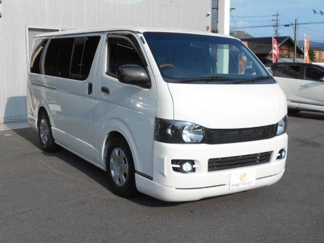 ハイエースバン ロングスーパーＧＬ　ＨＤＤナビ　バックカメラ　ＬＥＤヘッドライト　禁煙車　ローダウン　ウッドコンビハンドル　フルセグＴＶ　ＥＴＣ　フロントエアロ　ミュージックサーバー　両側スライドドア　キーレス　ＤＶＤ再生（19枚目）